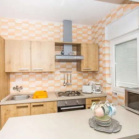 Antonija I Ante Kampor